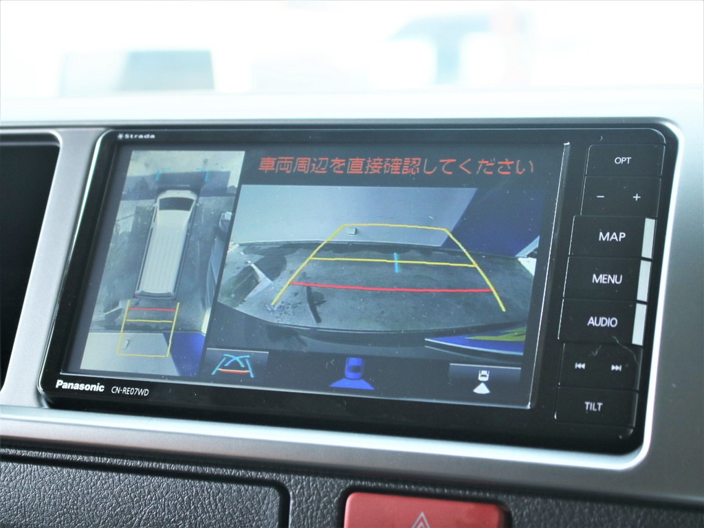 バックモニターも連動加工済みですので、駐車も楽々です！