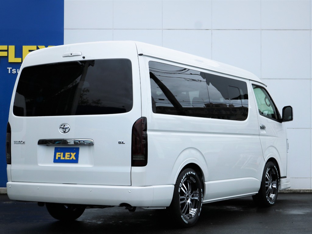 茨城県最大級のハイエース専門店！新車から中古車までラインナップ！