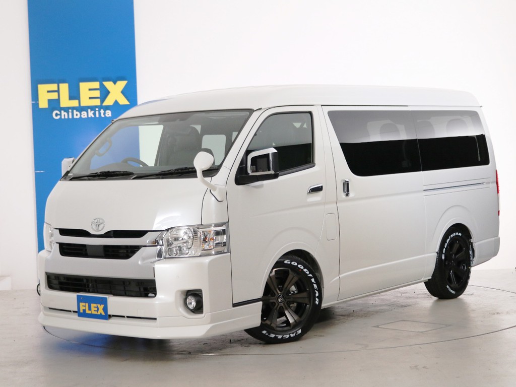 新車未登録　一部改良後　ハイエースワゴンＧＬ　ガソリン２ＷＤ　１０人乗り３ナンバー登録　床張りスタンダードＰＫＧ！