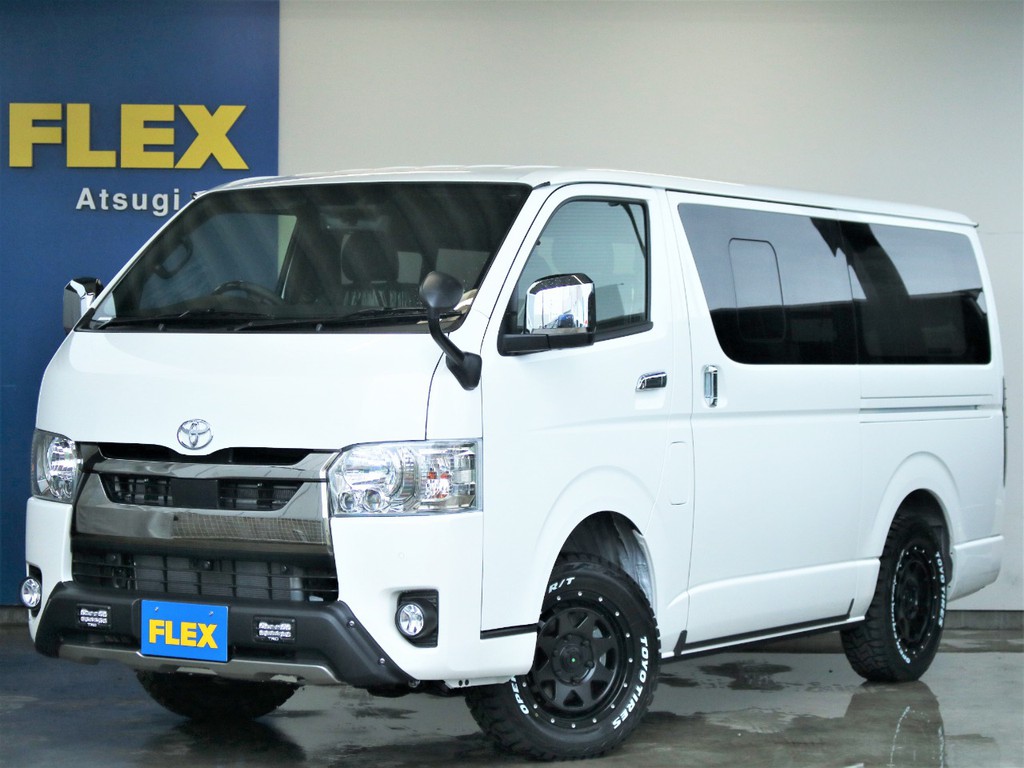 新車未登録　ハイエースバン　2.8L　スーパーGL　ダークプライムⅡ　ディーゼル　４WD