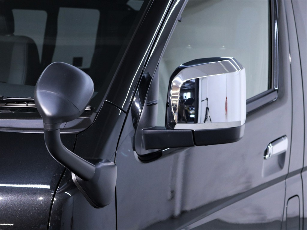 メーカーオプションパノラミックビューモニター！視界もスッキリと駐車も安心です！