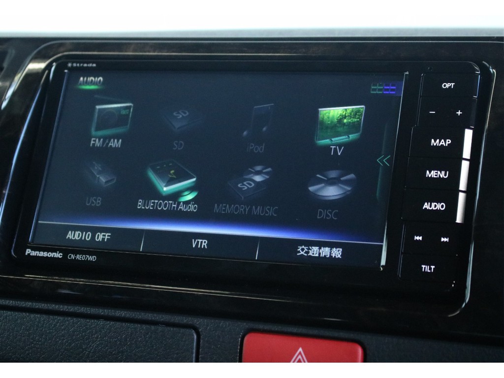 新品のSDナビを使用しておりますので、機能も充実しております。
