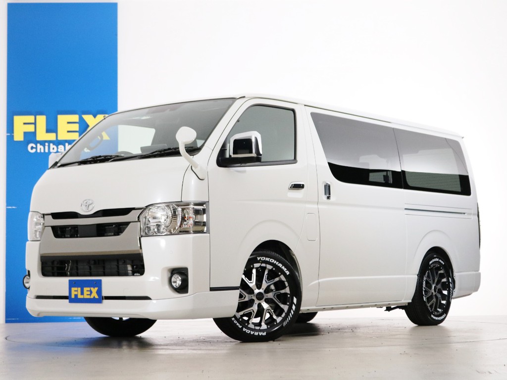 新車未登録　一部改良後　ハイエースバン　Ｓ－ＧＬ　特別仕様車【ダークプライムⅡ】　ガソリン２ＷＤ　５人乗り４ナンバー登録　床張りカスタムＰＫＧ！