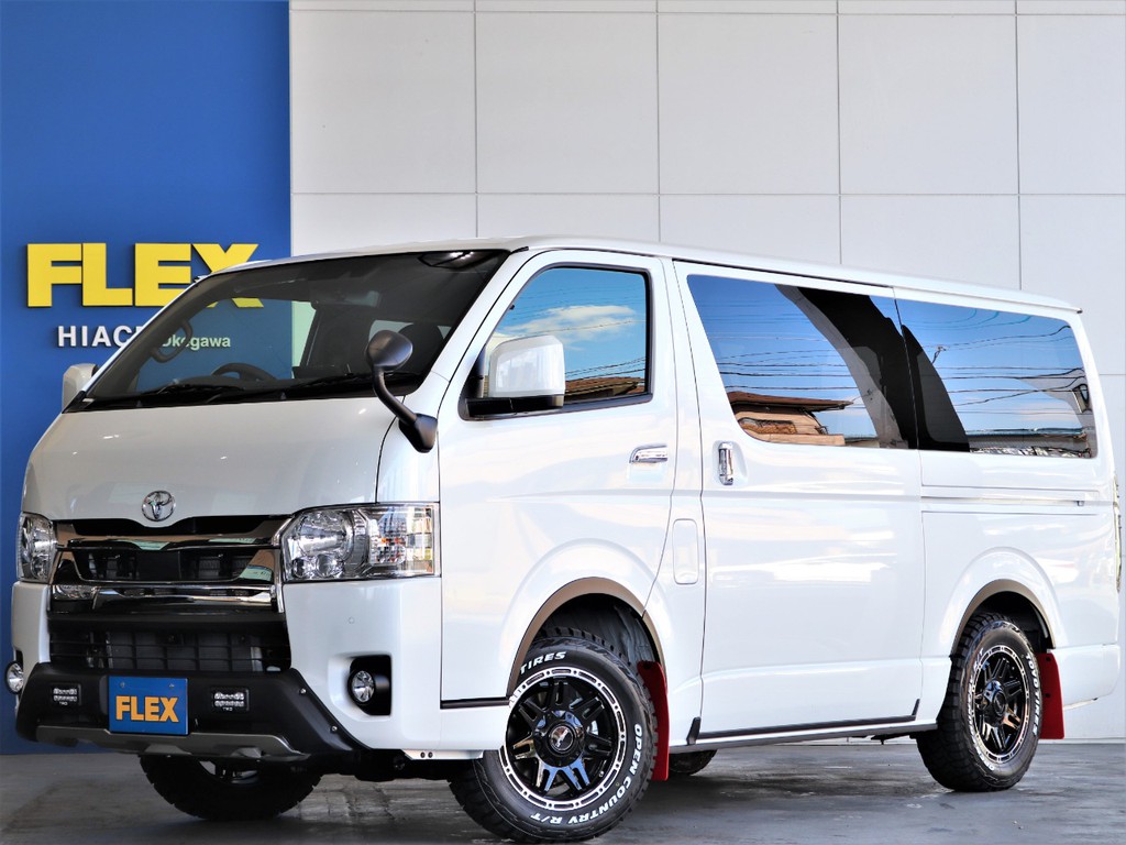 新車　ダークプライムⅡ　ディーゼルターボ４WD　四駆らしさ満載のTRDカスタム♪ベッド付き！１０インチナビ　ブルーレイ再生可能♪即納車！！