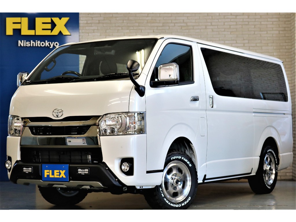 新車ハイエースＶダークプライムⅡ２８００ディーゼル４ＷＤ床張りベットＫＩＴパッケージ完成致しました！！