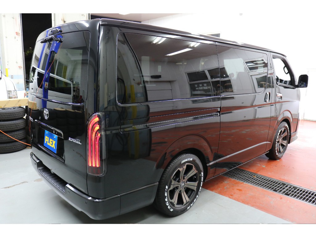 新車ハイエースＶダークプライムⅡ２０００ガソリンナビパッケージ完成致しました！！ＦＬＥＸオリジナルパーツでカスタマイズした1台！！即納車もご対応可能になります！！