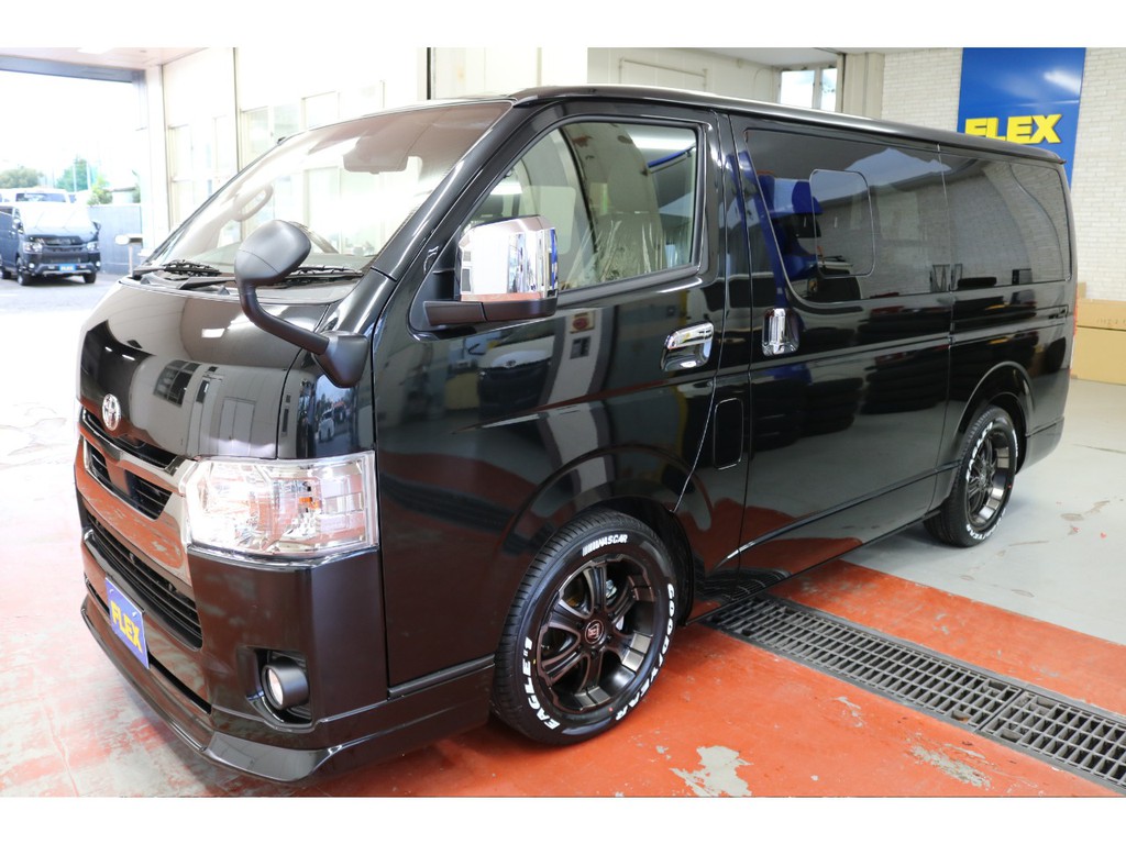 人気のブラックマイカカラー番号２０９になります！！