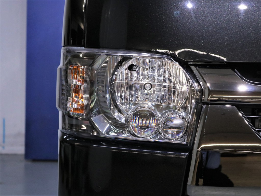 ＬＥＤヘッドランプは標準装備です！