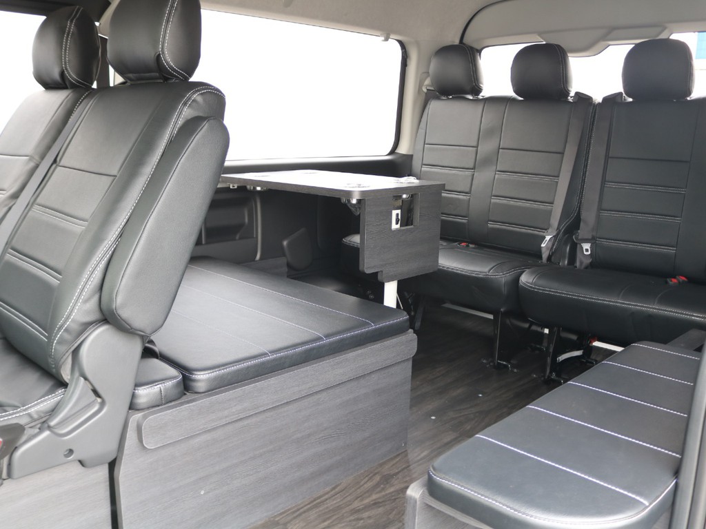 お手入れ楽々！床張り施工済み♪