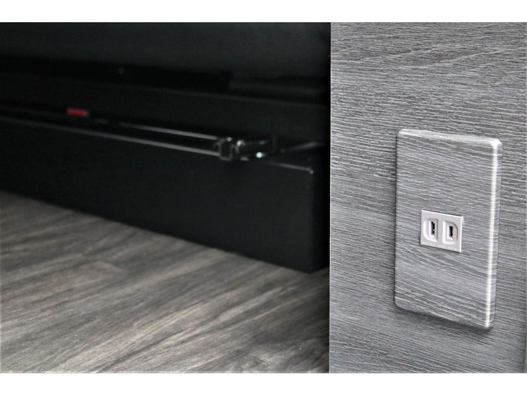 家具には１００Ｖ電源