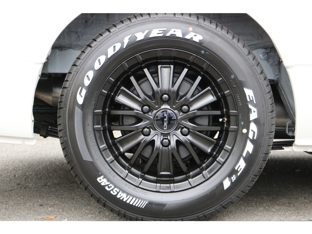 ＦＬＥＸ　１６インチアルミ！ＧＯＯＤＹＥＡＲタイヤ！