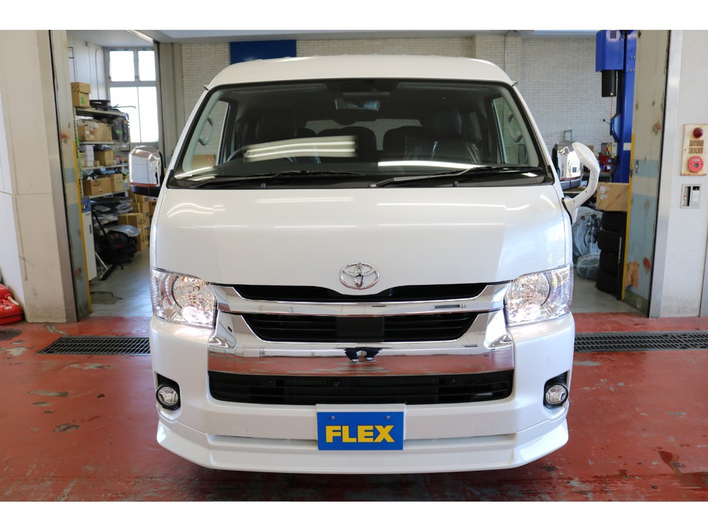 新車ハイエースワゴンＧＬ４ＷＤＦＬＥＸオリジナルＶｒｅ５シートアレンジ施工車両完成致しました！！店頭在庫車、即納車もご対応可能になります！！