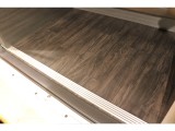 後部全面フローリング加工済み！お手入れが簡単でペットの爪や毛が引っかかることがありません！