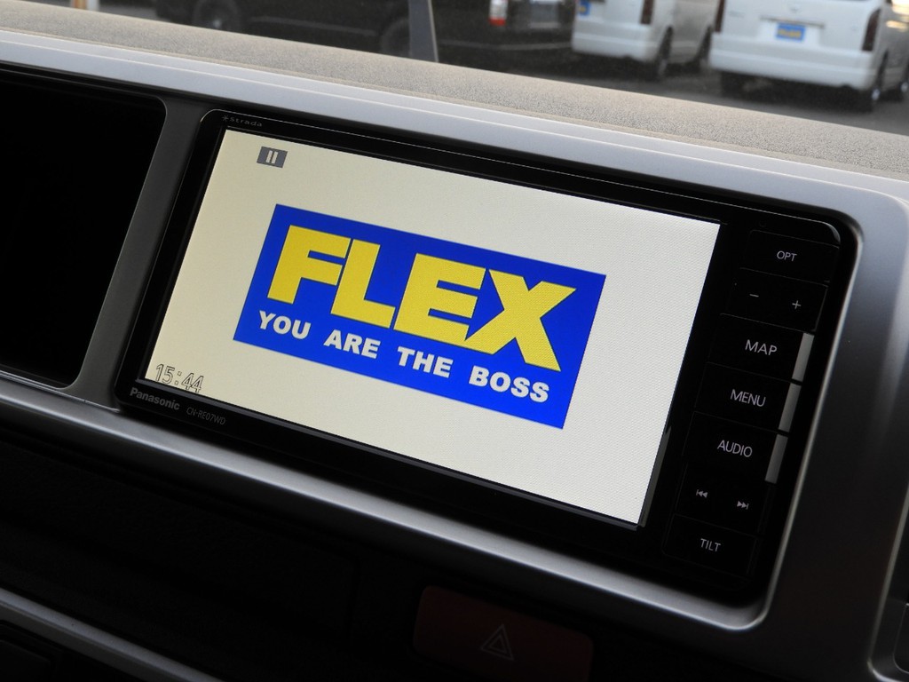 パナソニック製の新品フルセグSDナビを装着予定※車両代に含まれております