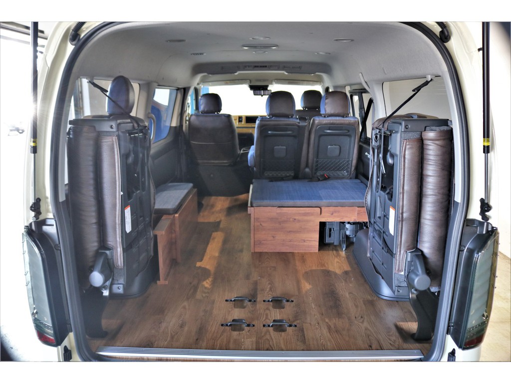 広大なラゲッジスペース仕様にもアレンジ出来ちゃいます！