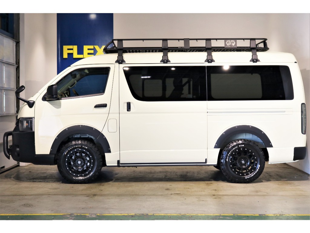 メーカーオプションのパワースライドドアも付いております！