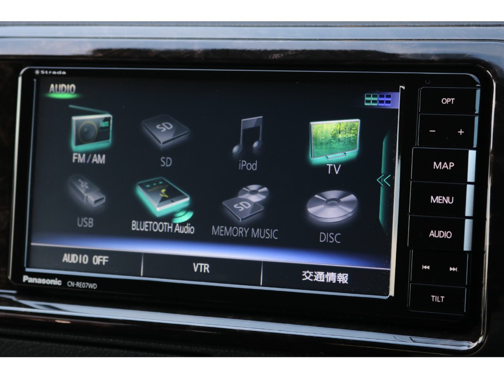 ストラーダSDナビ！Bluetooth等御利用頂けます！