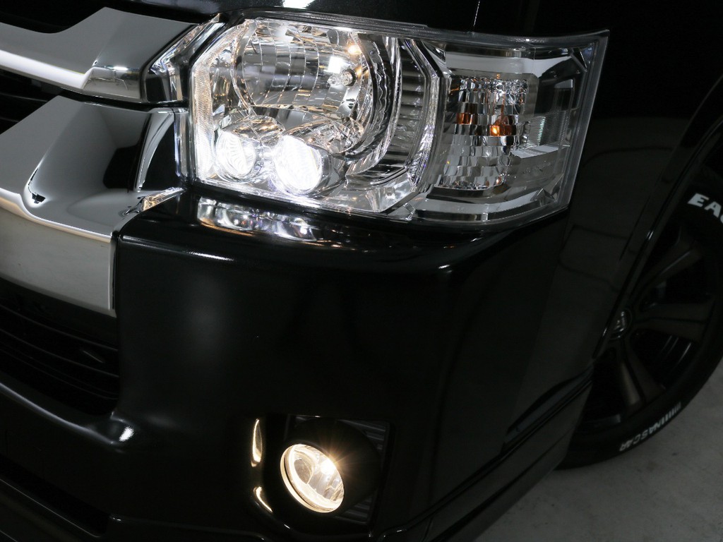 メーカーオプション　ＬＥＤヘッドランプ！