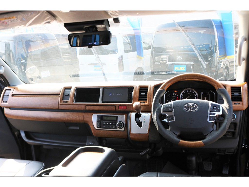 新色採用！ＦＬＥＸインテリアパネル取付けしました☆