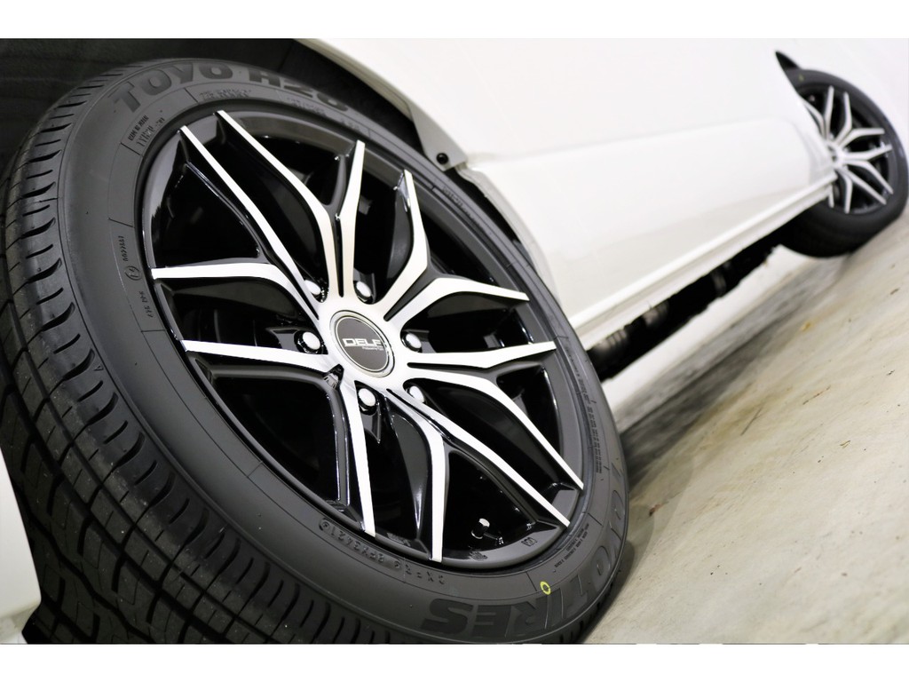 Delf01ブラックポリッシュ18インチアルミホイール＆トーヨーH20タイヤ！