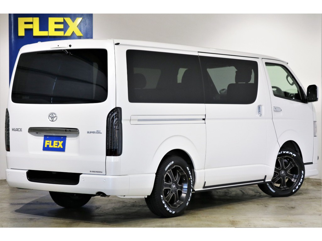 ：新型ハイエースバンが即納車可能です！お問い合わせは【022-288-0411】迄お早めに！