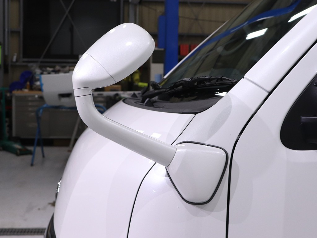 ガッツミラーも同色塗装です！