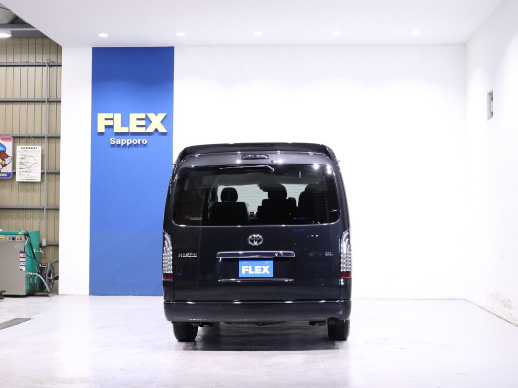 ＦＬＥＸオリジナルＬＥＤテールランプ煌ブラックをインストール！