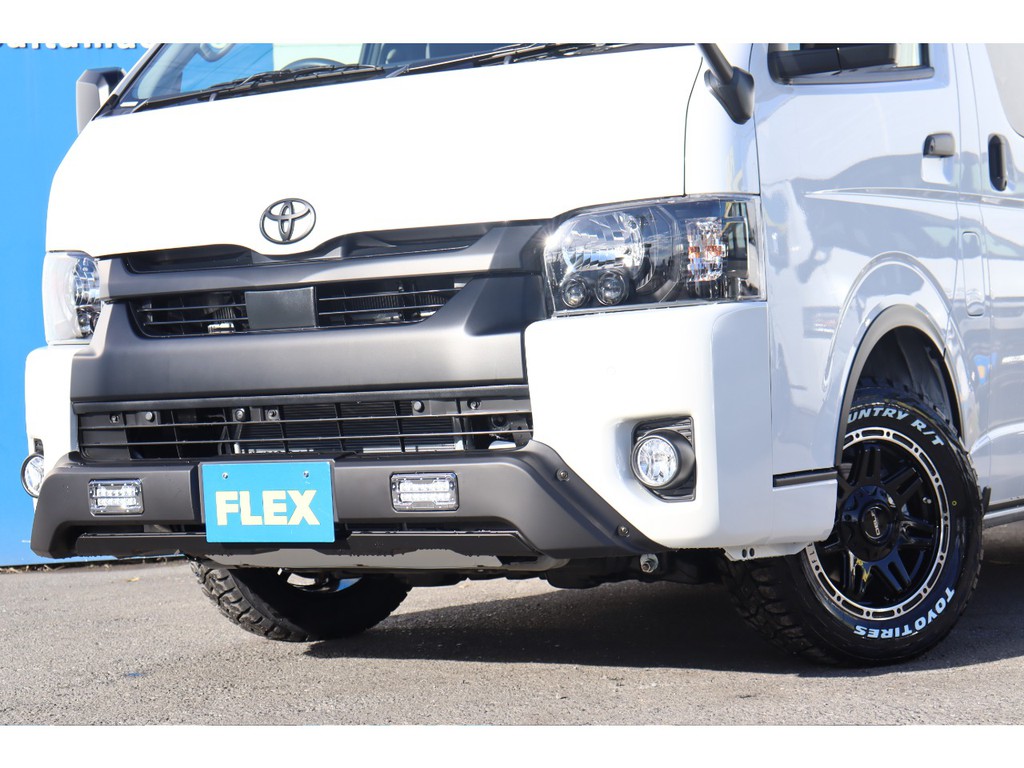 TRDタイプフロントガードはLEDデイライト付き