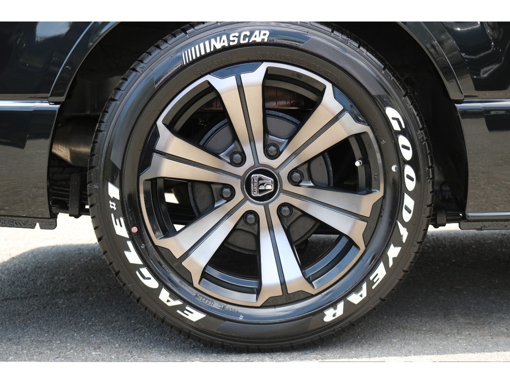 ＦＬＥＸバルベロ１７インチアルミ！ＧＯＯＤＹＥＡＲタイヤ！