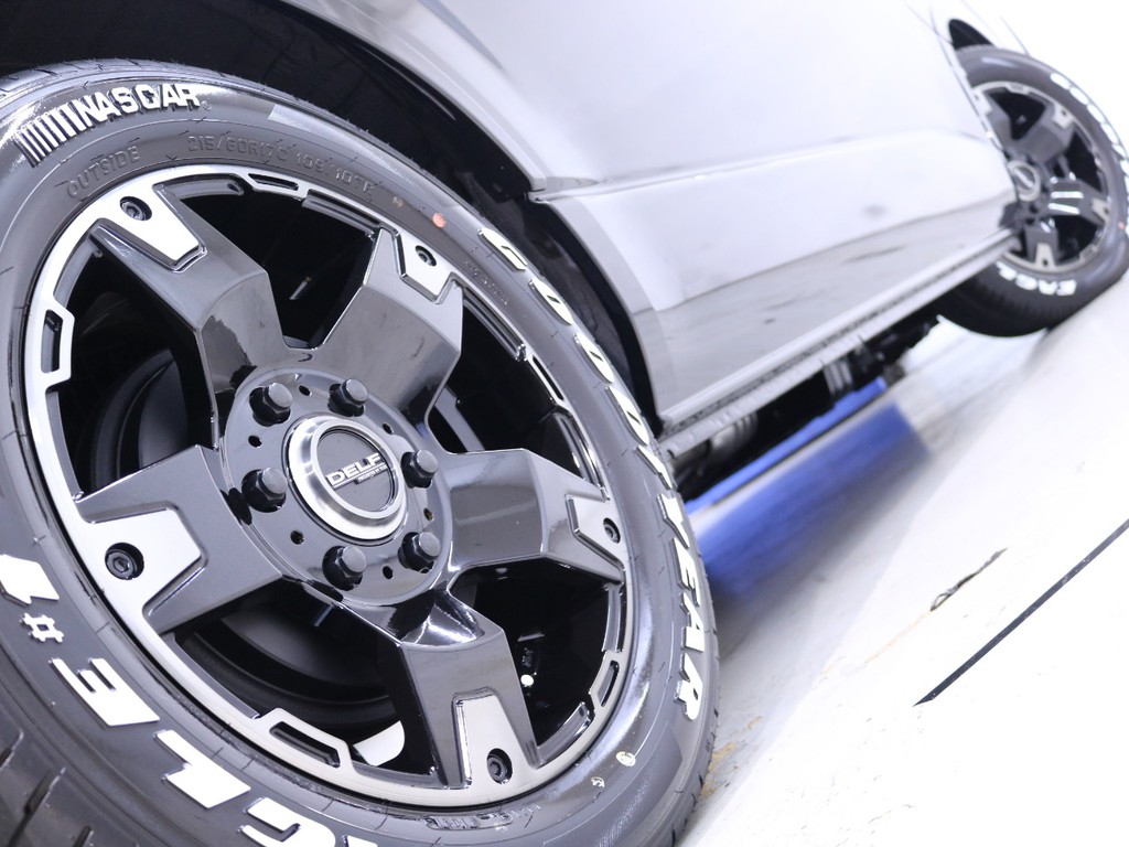 １７inchＦＬＥＸオリジナル【Ｄｅｌｆ０３】アルミホイール＆１７inchグッドイヤーナスカータイヤ！