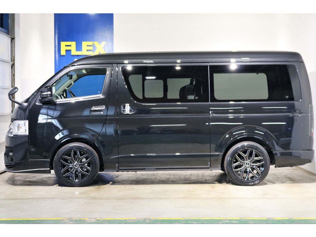 パワースライドドアなので固定式ガラス！小窓付に交換も可能です！