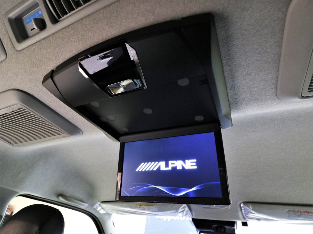 ALPINE フリップダウンモニター装着！
