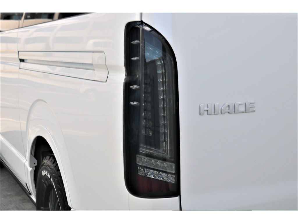 オリジナルLEDテールランプ