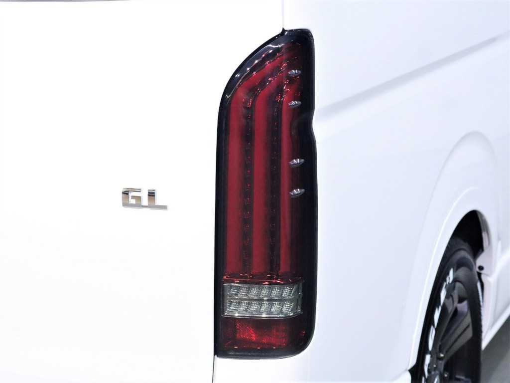 FLEXオリジナル ULTIMATE LED テールランプ ヴァレンティ