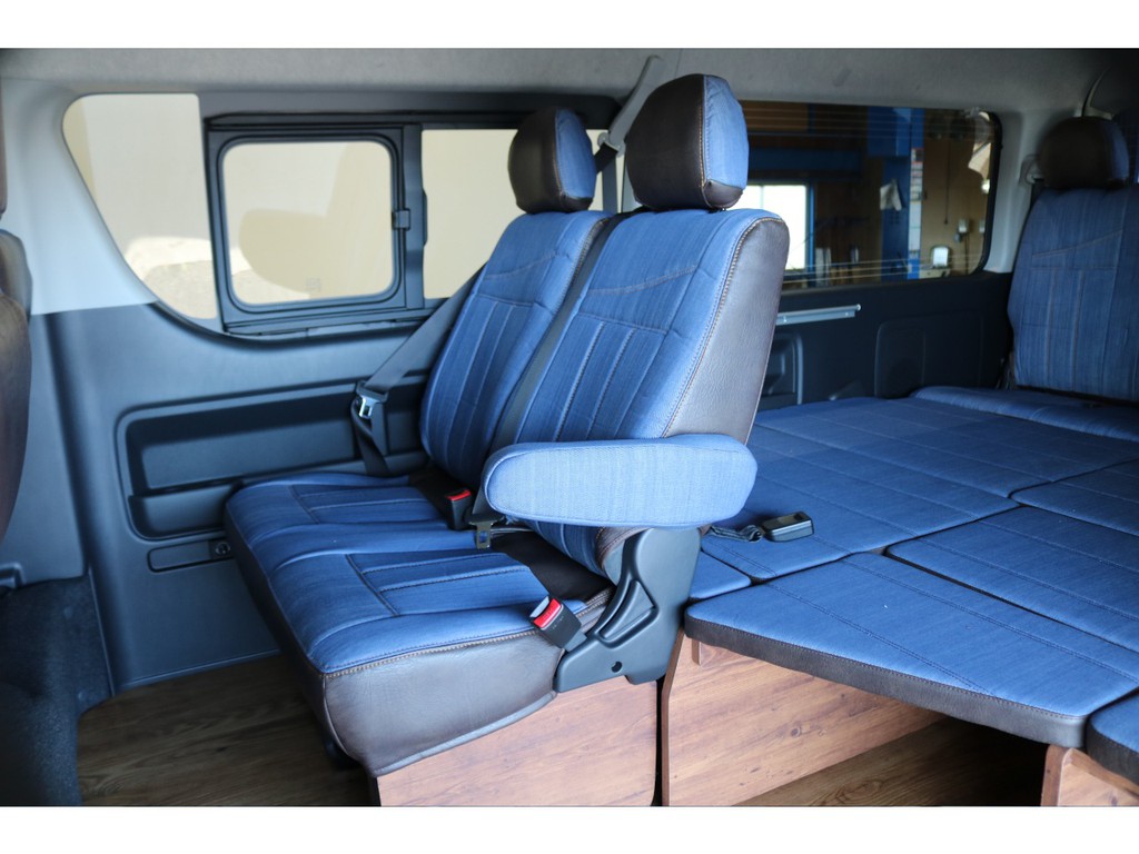 明るい内装で楽しくなりますね！