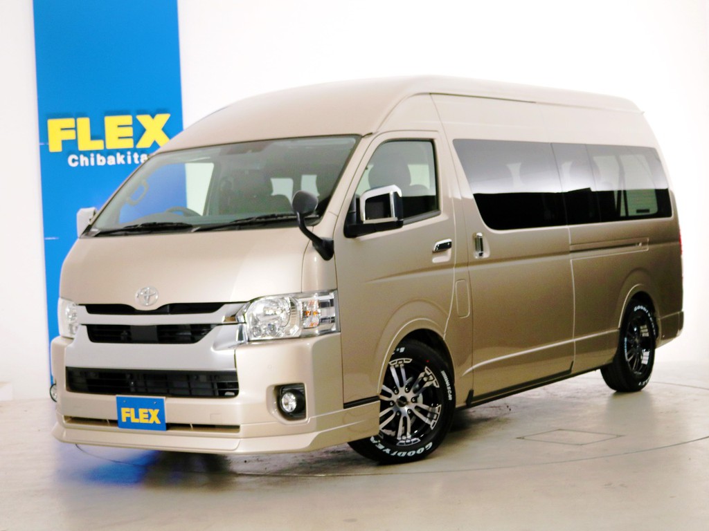 新車未登録　ハイエースワゴン　グランドキャビン　ガソリン４ＷＤ　１０人乗り３ナンバー登録　寒冷地仕様　スタンダードＰＫＧ！