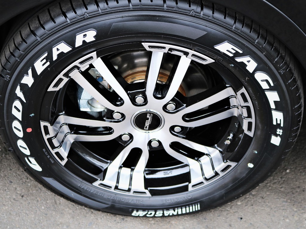 デルフ１７インチアルミホイール、ナスカータイヤ！