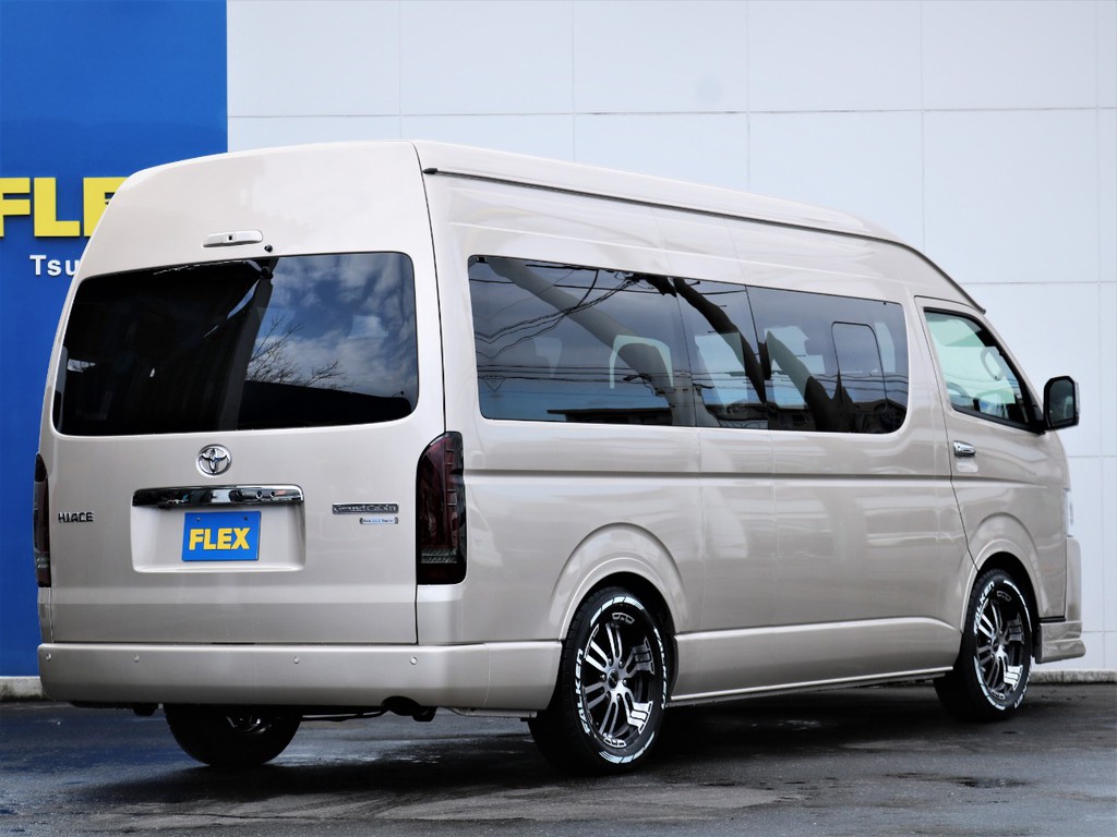 茨城県最大級のハイエース専門店！新車から中古車までラインナップ！