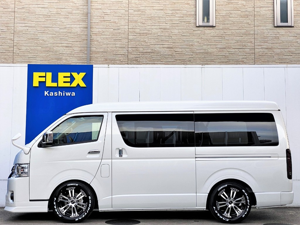 パワースライドドア完備！！フルエアロなどの追加オーダーもお任せください！！