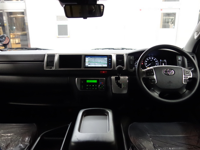 新車ワゴンＧＬ２７００ガソリン２ＷＤファミリーに好評のＶｅｒ１シートアレンジツインナビパッケージ完成致しました！！店頭在庫車、即納車もご対応可能になります！！