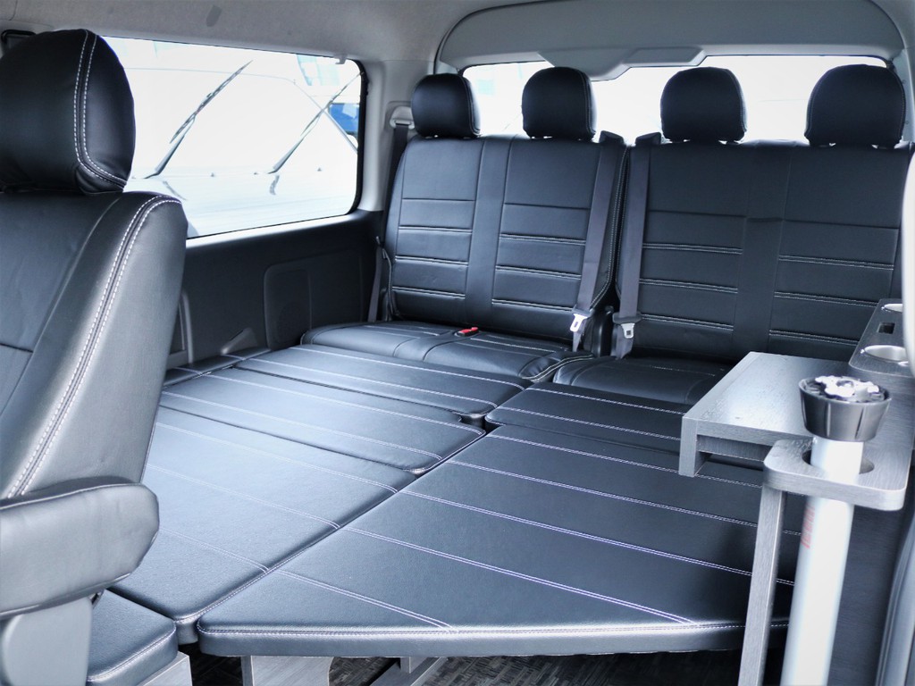 ベッドキット、就寝スペース御座います！