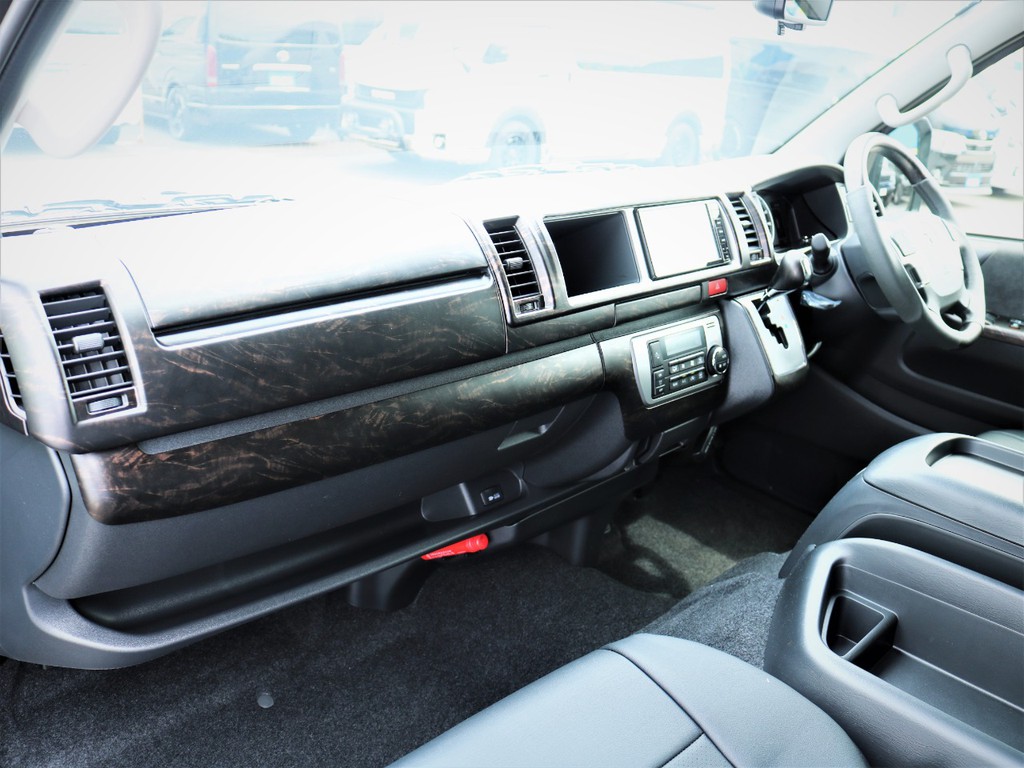 追加のカスタム行えます。ご希望のカスタムが御座いましたらお気軽にご相談下さい！