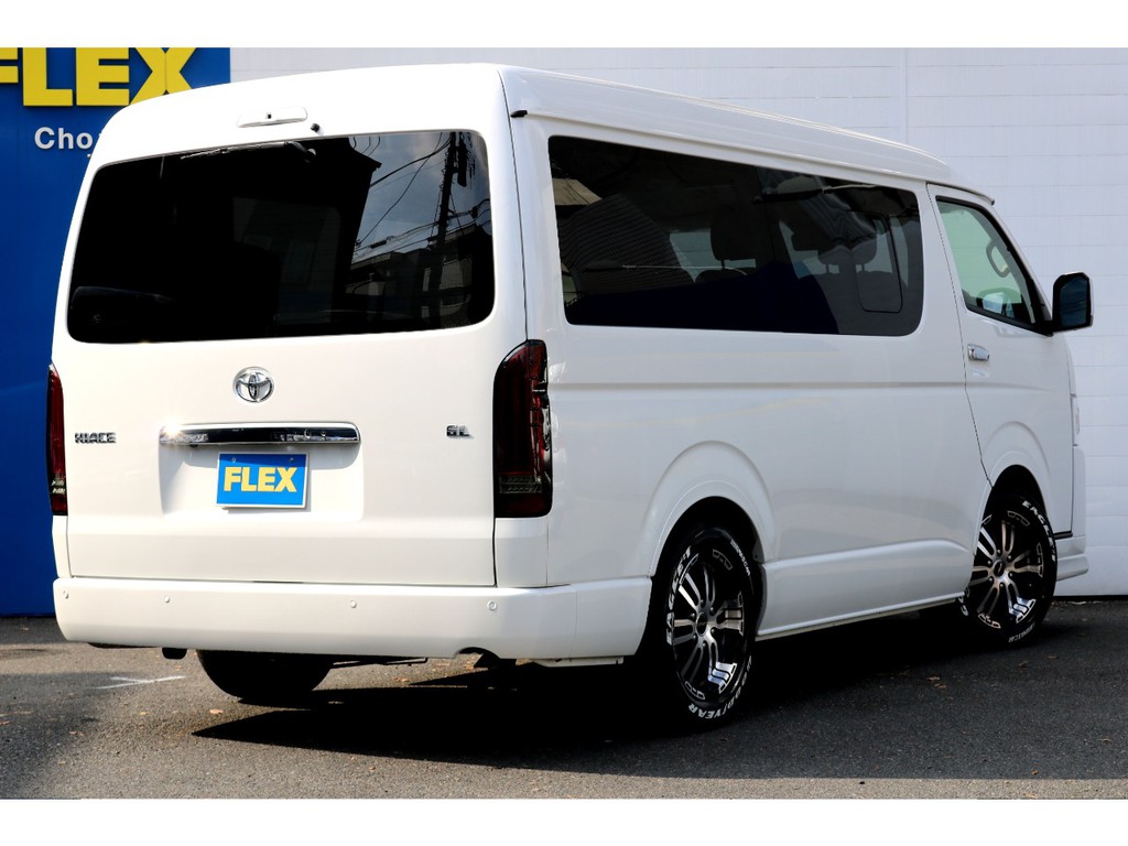 パール色の４ＷＤ車！寒冷地仕様車！