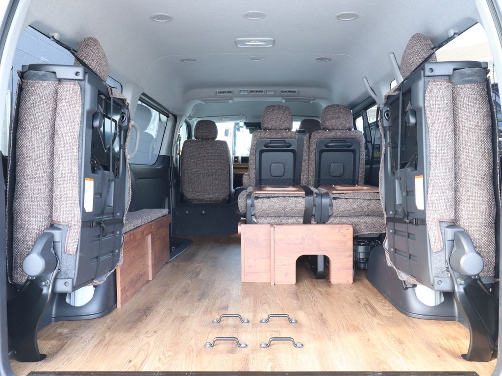 ラゲッジスペースも広々とお使いいただけます♪