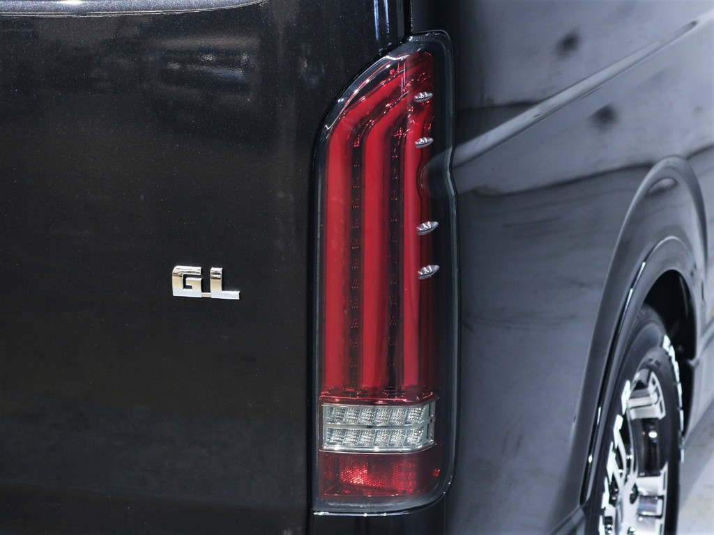 ＦＬＥＸオリジナル【ＵＬＴＩＭＡＴＥ】ＬＥＤテールランプ！