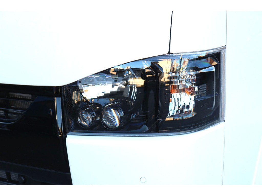ＬＥＤヘッドライトインナーブラック施工