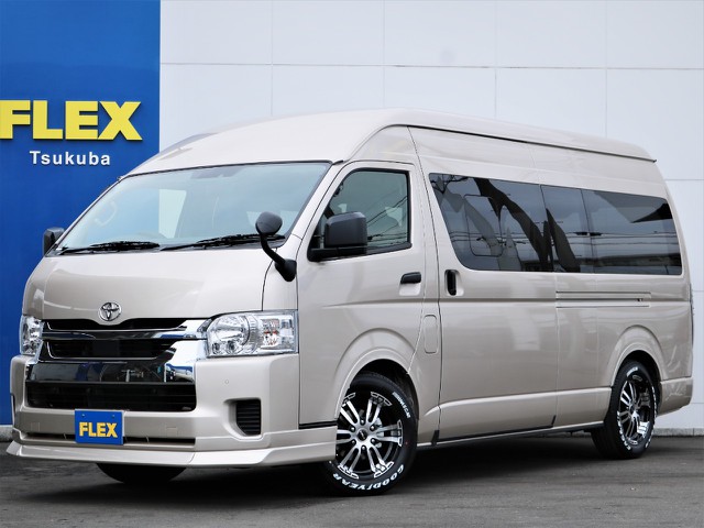 新車ハイエースＶ「ＤＸ」ＧＬパッケージ５人乗り４ＷＤディーゼル！特設ゴールドカラーが入庫致しました！