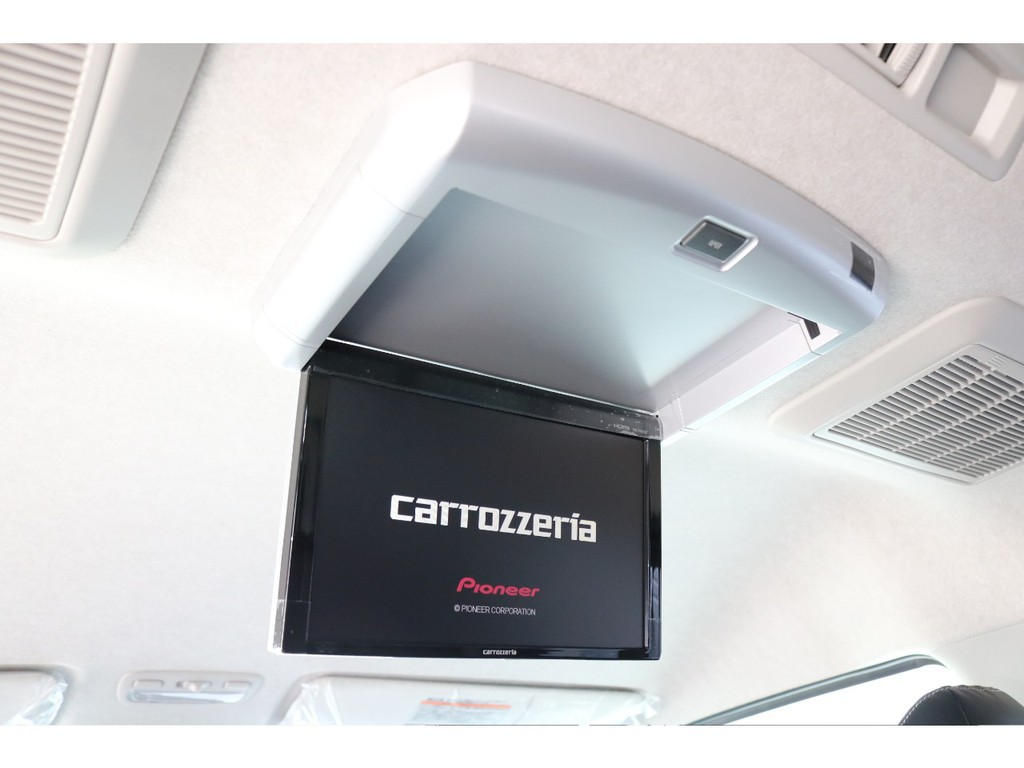 カロッツェリアリアフリップダウンモニター