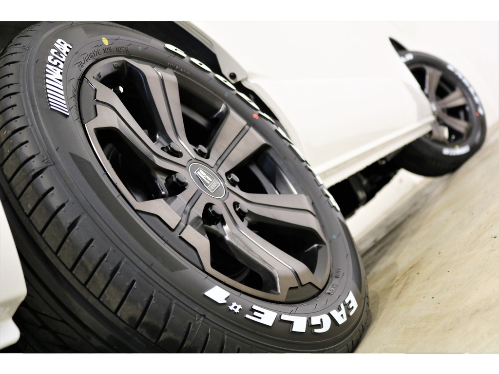 バルベロUG17インチアルミホイール＆ナスカータイヤ！