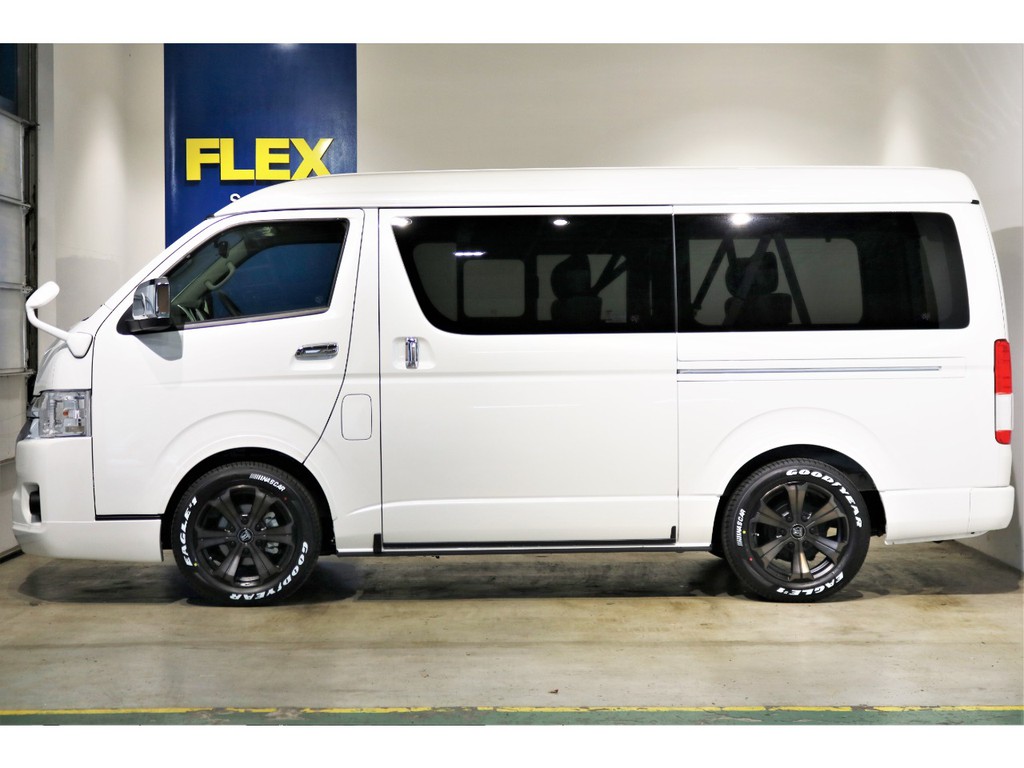 メーカーオプションのパワースライドドア付き！